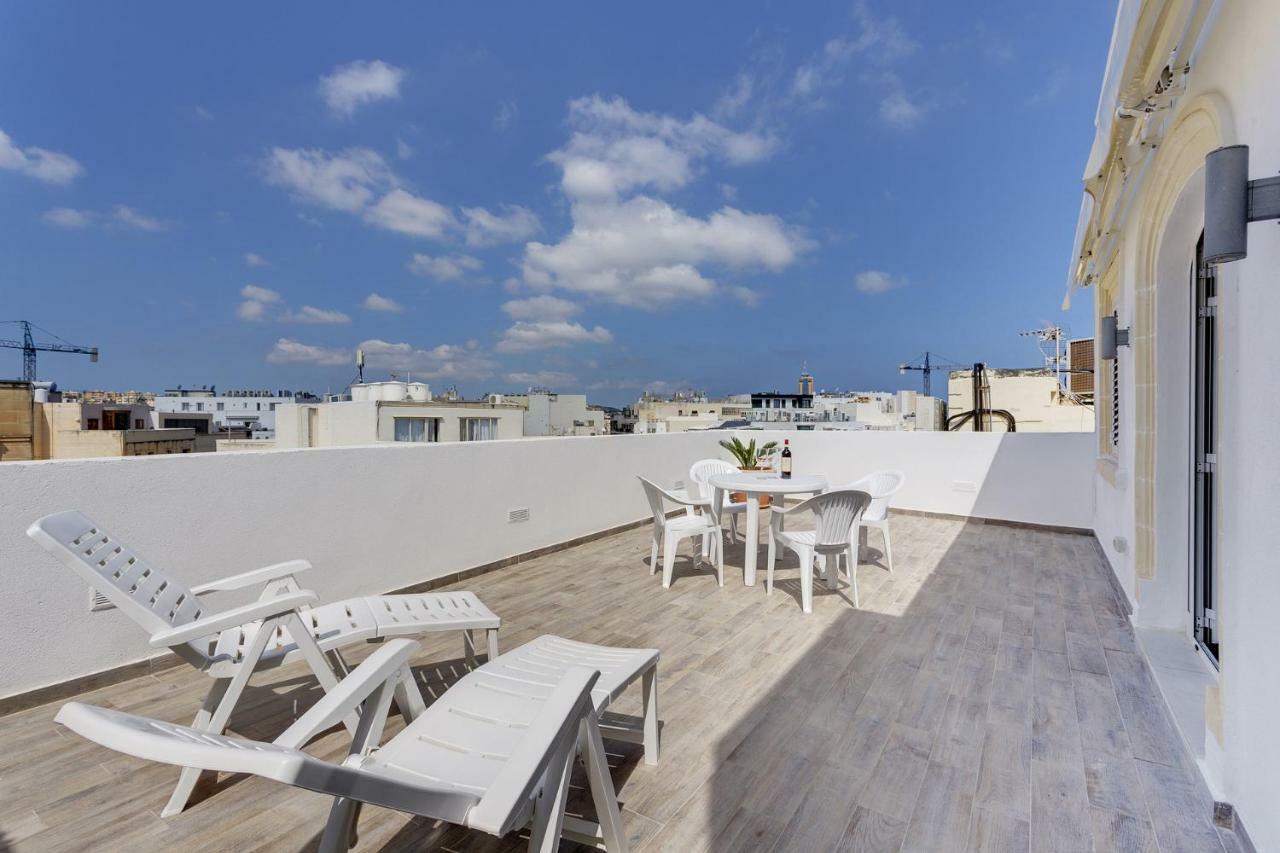 Magical Rooftop Penthouse スリーマ エクステリア 写真